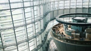 Practical guide for Irish advertisers to locate and seed products with Poland-based SoundCloud creators step-by-step outreach, platforms, costs and a data snapshot.