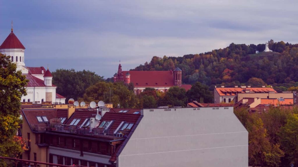 Practical guide for Irish advertisers to find Panama Rumble creators who can authentically sell skincare lines tactics, platforms, and outreach templates.