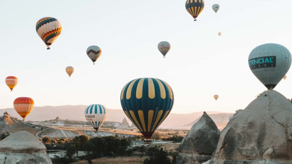 Practical tactics for Irish creators to contact Azerbaijan brands on Line and boost collabs, with local insights and sources.