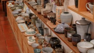 Practical playbook for creators in Ireland to reach Venezuelan brands on Facebook and build launch hype audience targeting, fan-driven campaigns, and managed sponsorship tips.